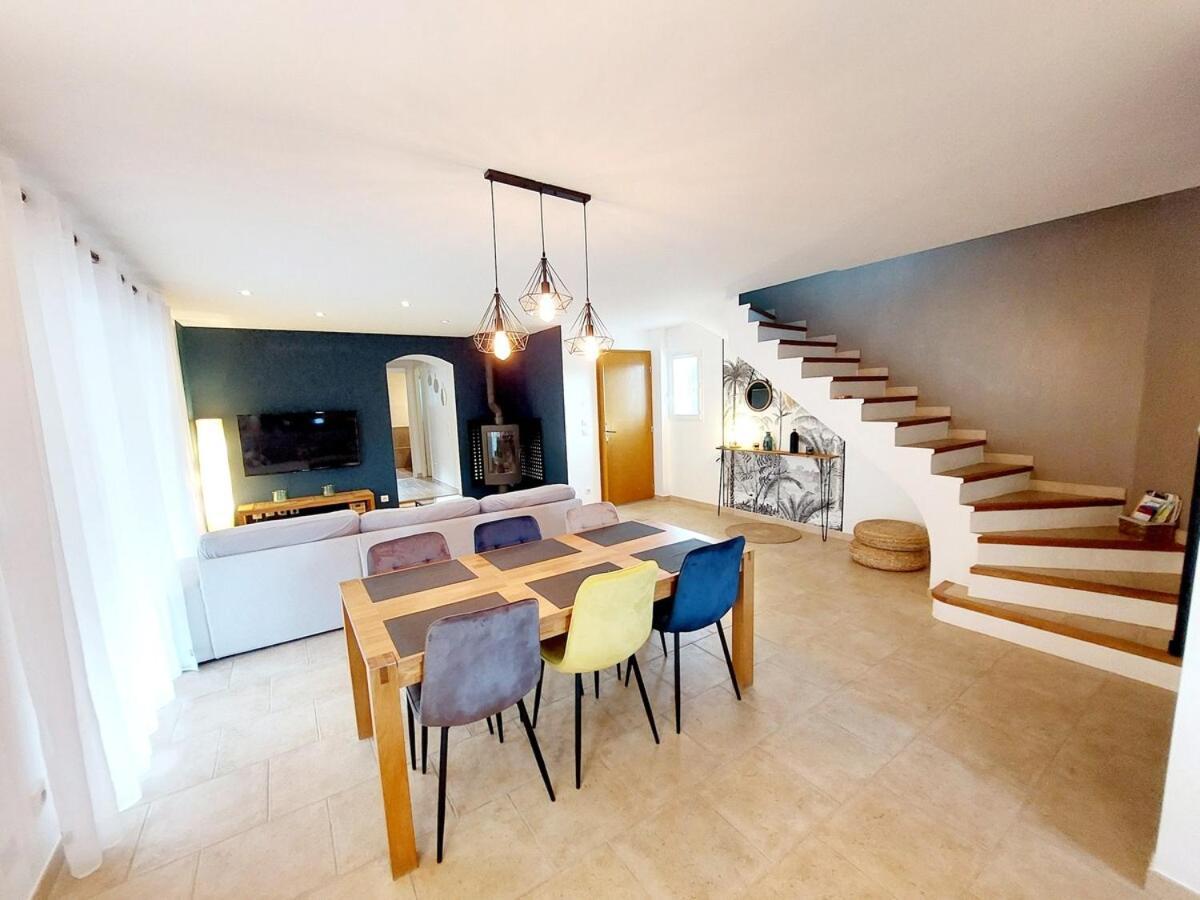Maubec  En Provence, Luberon, Villa Avec Piscine A Maubec מראה חיצוני תמונה